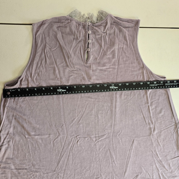 Paper + Tee Sleeveless Blouse Women's 2X Purple Lace V Neck Trim Ruffles Buttons - Picture 9 of 16